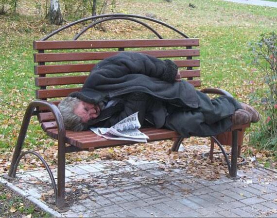 iz-za-dopolnitelnoy-portsii-vypivki-bomsh-vydaval-mertvogo-druga-za-shivogo_iz-za-dopolnitelnoy-portsii-vypivki-bomsh-vydaval-mertvogo-druga-za-shivogo_1_2013-02-15-13-18-08