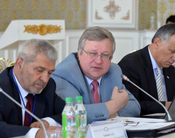 Юрий Крупнов