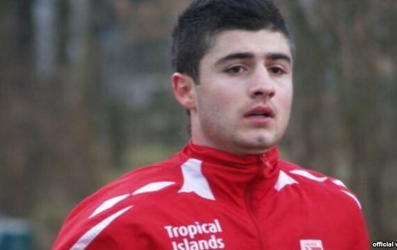 футболист