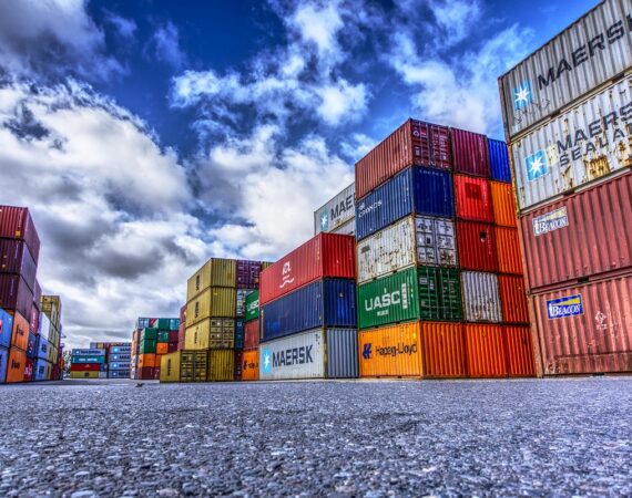 container-3118783_1280