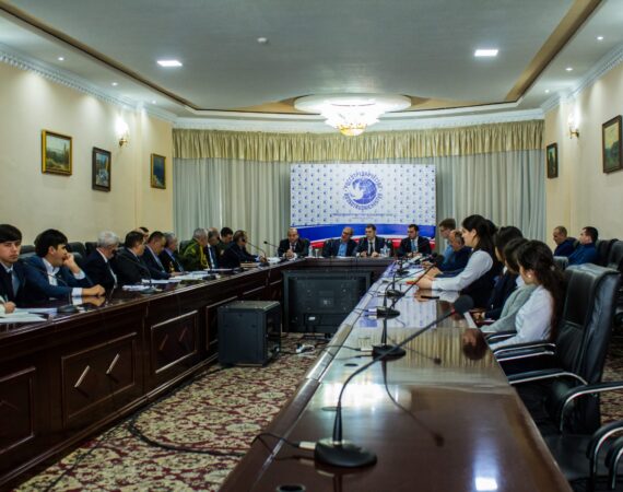 КруглыйСтол-5