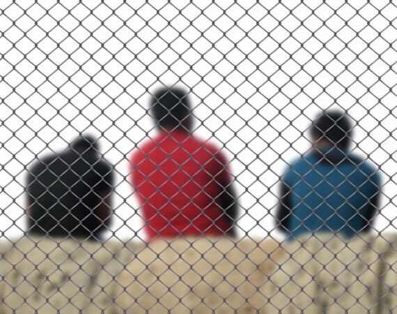 fence-3585348_1280
