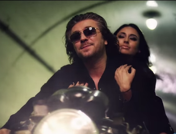 Mansour-Bavar-Nemikardam