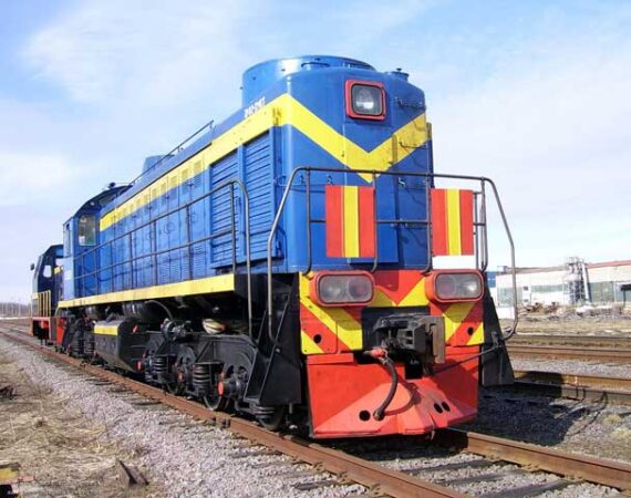 Тепловоз-ТЭМ2 (1)