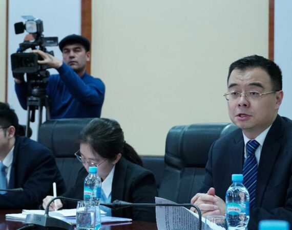 посол Китая в Таджикистане Лю Бинь