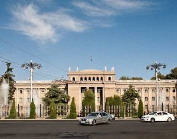 Здание Аппарата президента Таджикистана снесут