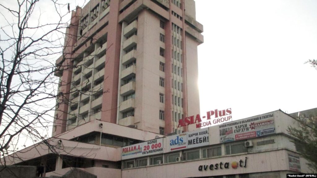 газетно-журнальсный комплекс в Душанбе