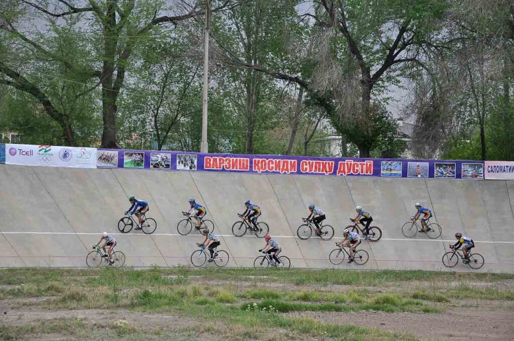 Тселл и велоспорт