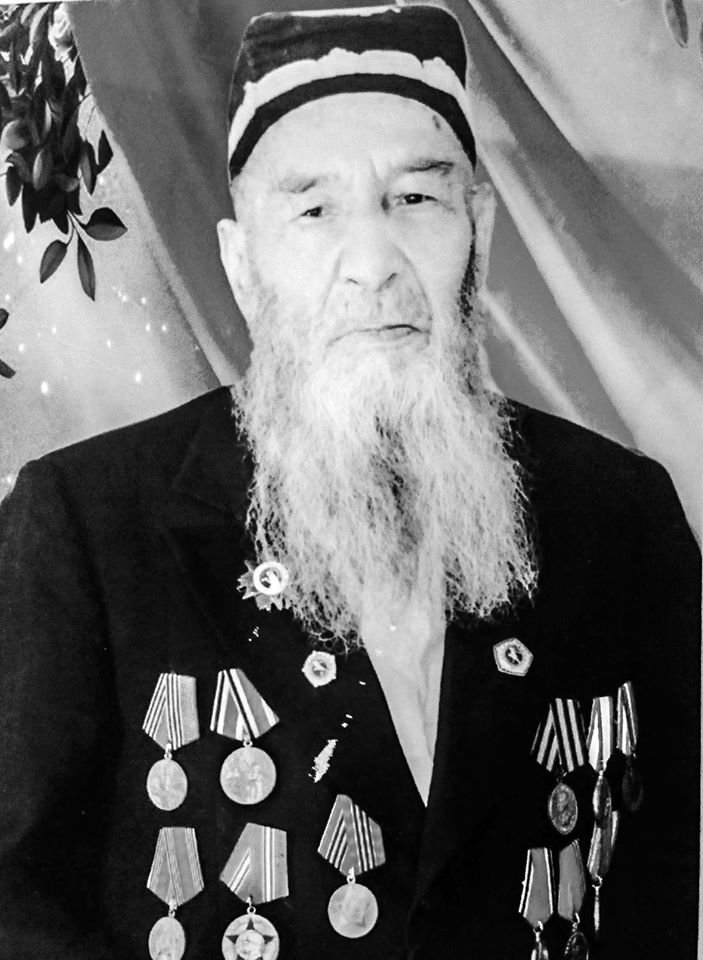 таджикский ветеран Расулов Саймирзо