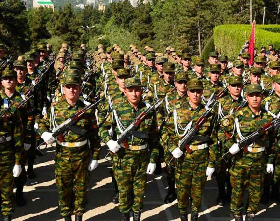 Таджикские-солдаты