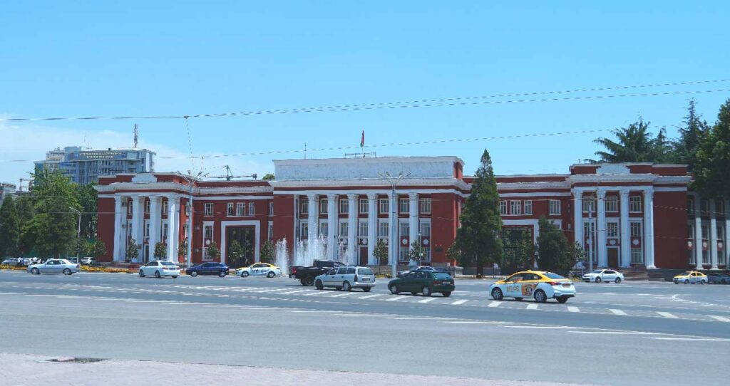 Парламент Таджикистана