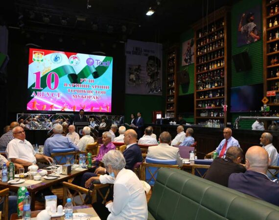 Tcell поздравил Ветеранов таджикского спорта в их профессиональный праздник