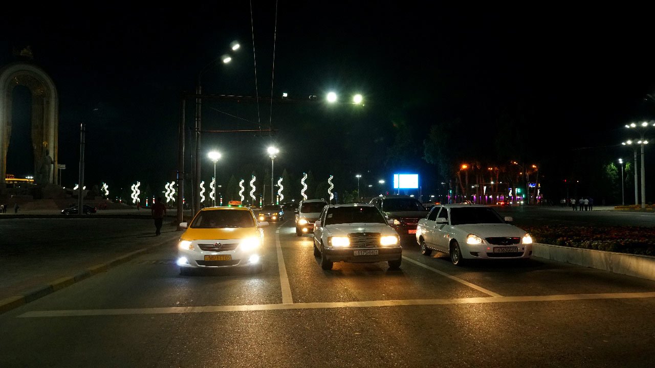 Душанбе-машиныавтор фото Зульфия Голубева