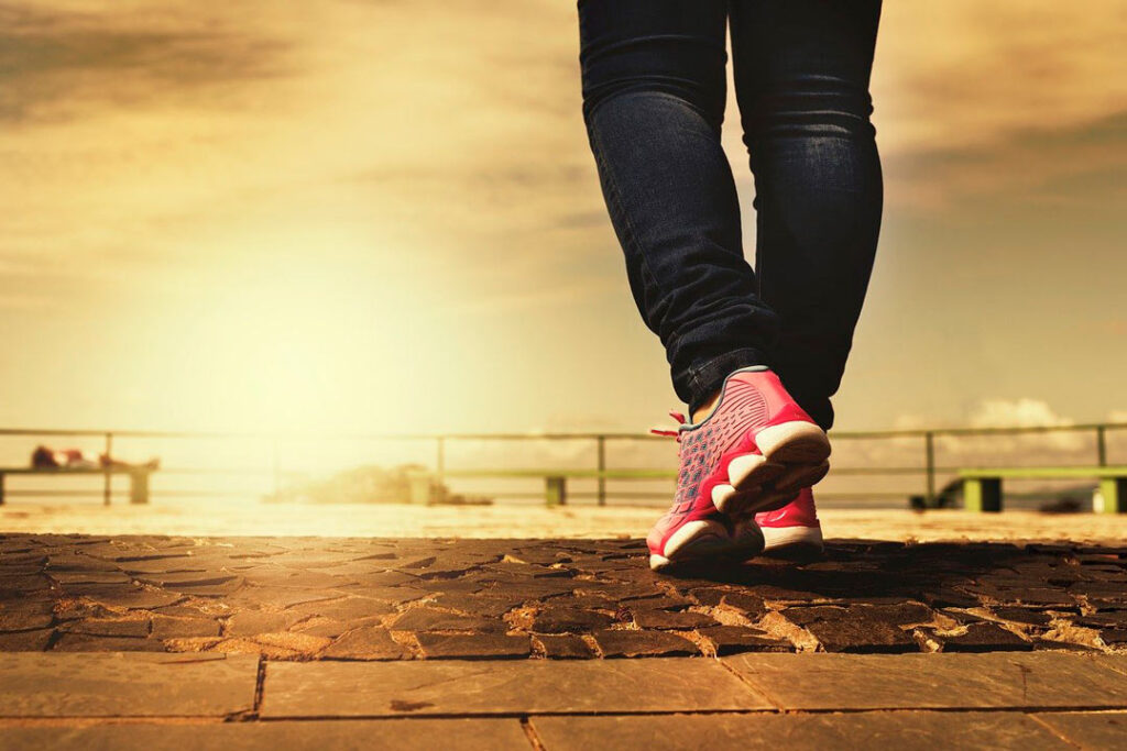 кроссовки прогулка пешком