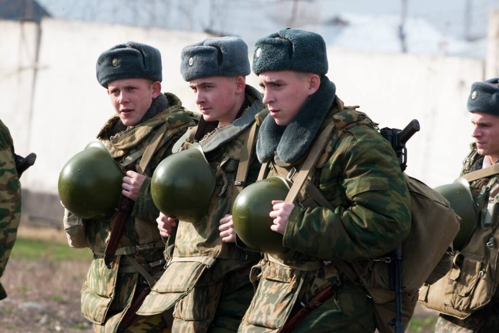российские-военнослужащие