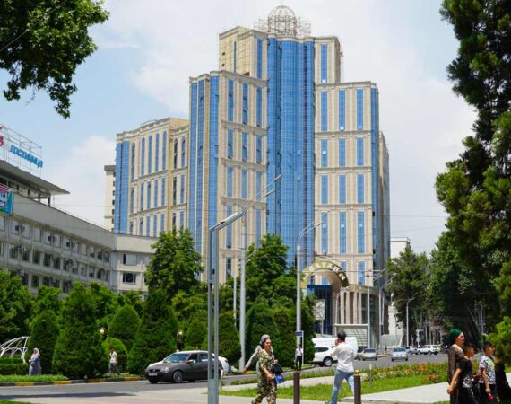 новостройка на Ватане в Душанбе