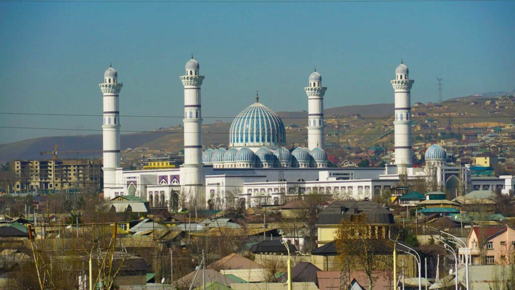 главная мечеть Душанбе