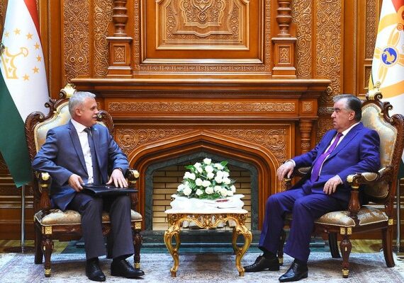 Станислав Зась и Эмомали Рахмон