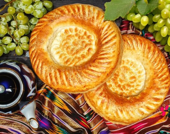 uzbekskie-lepeshki-v-tandyre_1554887572_1_max