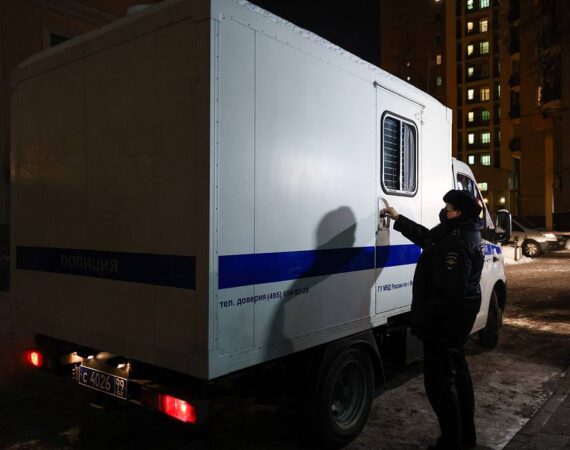 Remand hearing for man suspected of killing two at Moscow public services centre
