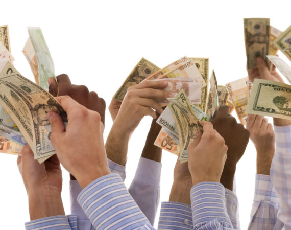 CROWDFUNDING-e1435169672253