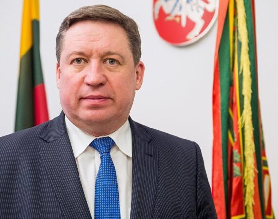 ab741311f5d8958b7a4ca26d9c38b2a3ddbce6991f9f26a5bdc0f9b2b3966340-06-12-2017