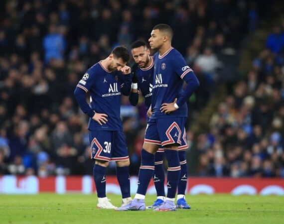 alves-mbappe-fenomen-no-on-ne-ponimaet-chto-v-atake-pszh-est-bolee-fenomenalnye_1669284792122697100
