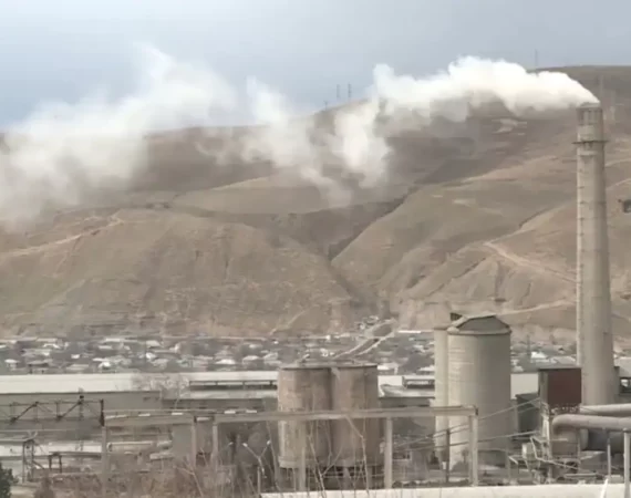 6110DA42-C4E5-4A06-A31A-38BB076242CD_w1200_r1