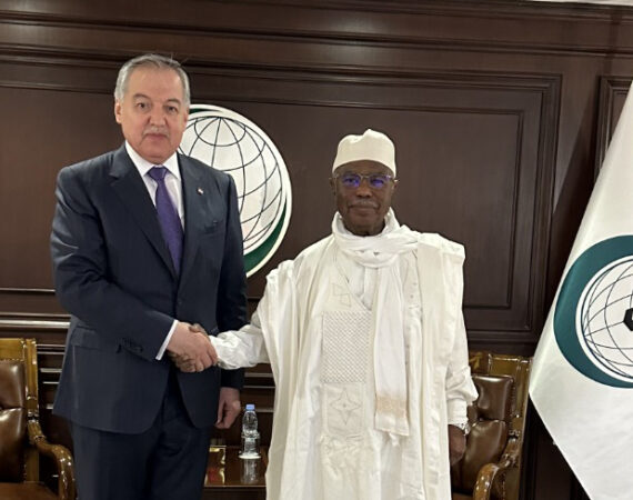 Mulo-oti-vaziri-kor-oi-hori-ii-um-urii-To-ikiston-bo-dabiri-kulli-Sozmoni-amkorii-islom-