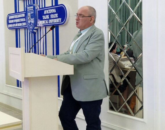 Евгений Имянитов