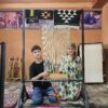 Не мужское\женское дело? Парень у ткацкого станка